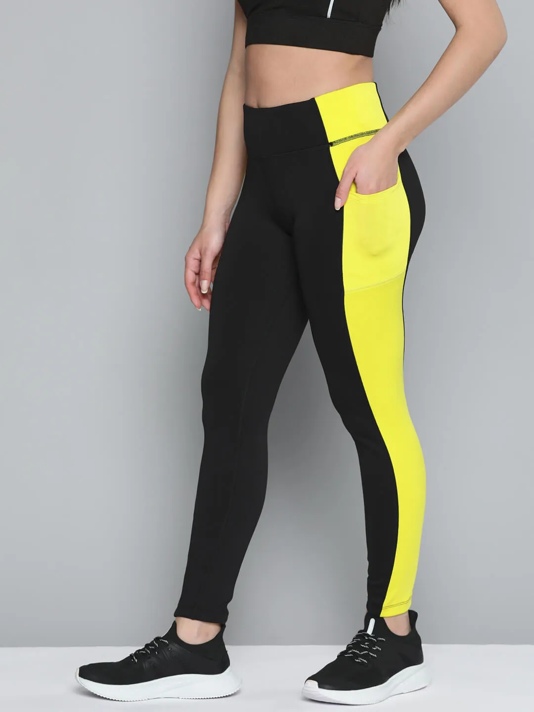 Alcis Women Black Yellow Colorblocked Sports Tights