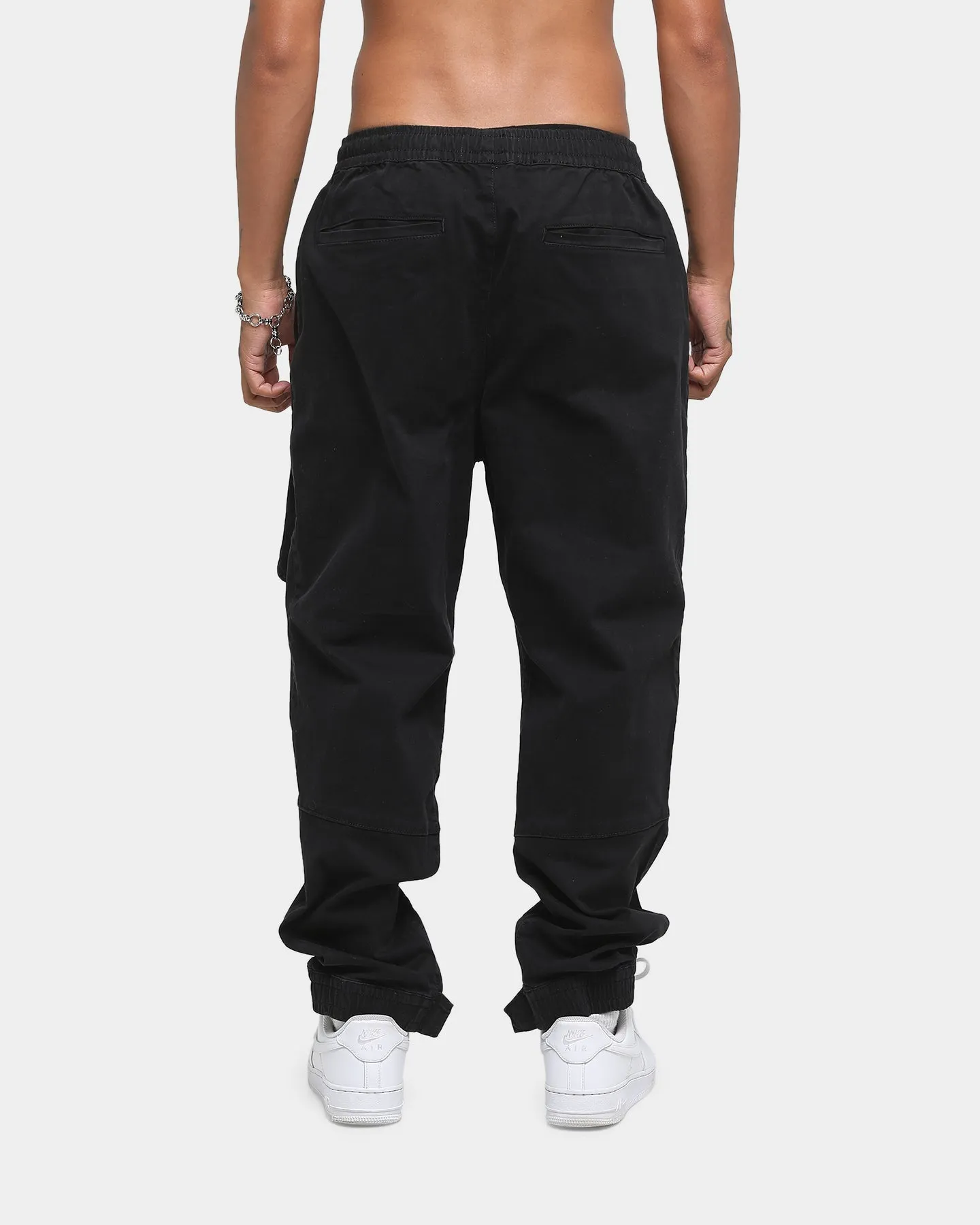 EN ES Alpha Cargo Jogger Black