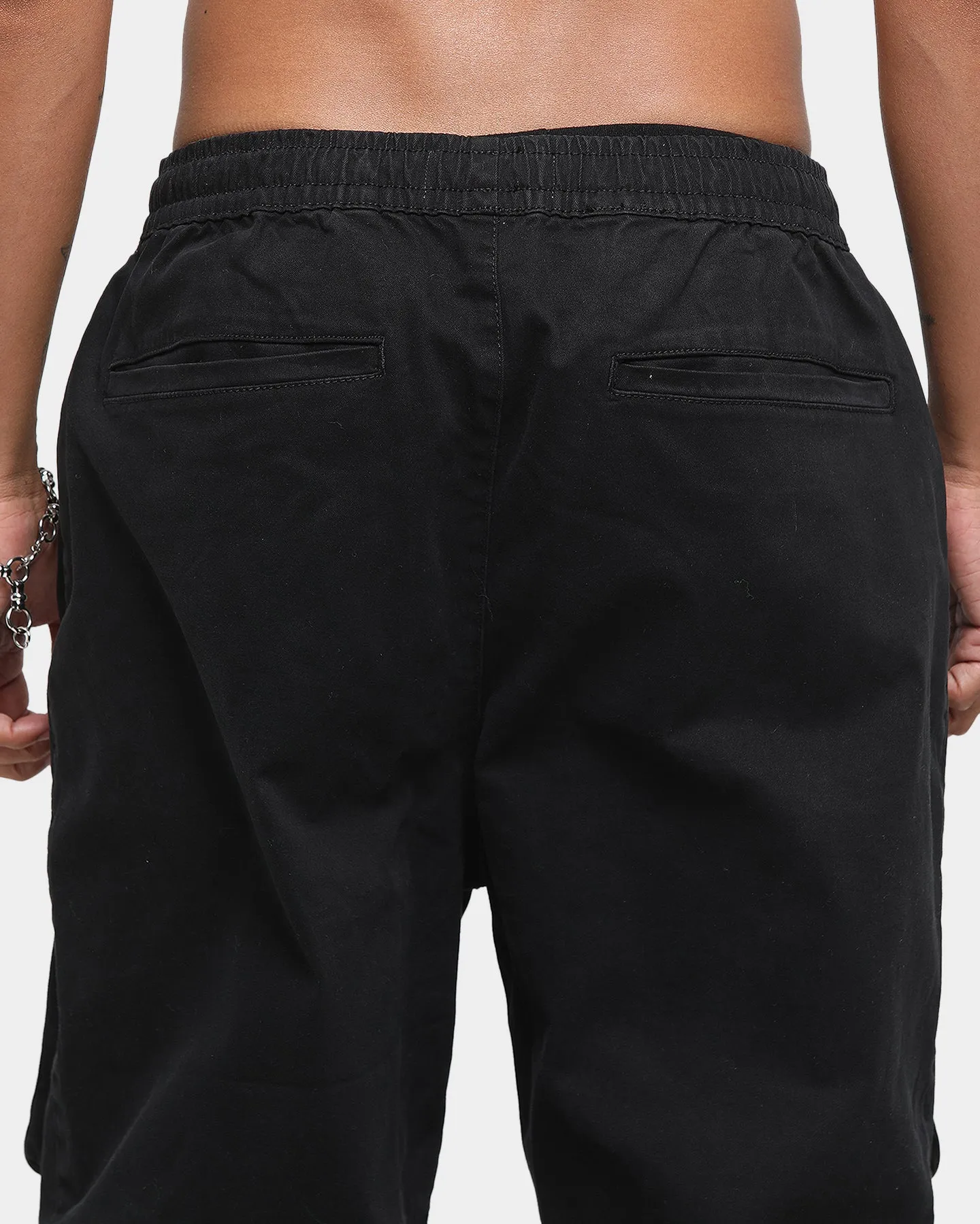 EN ES Alpha Cargo Jogger Black