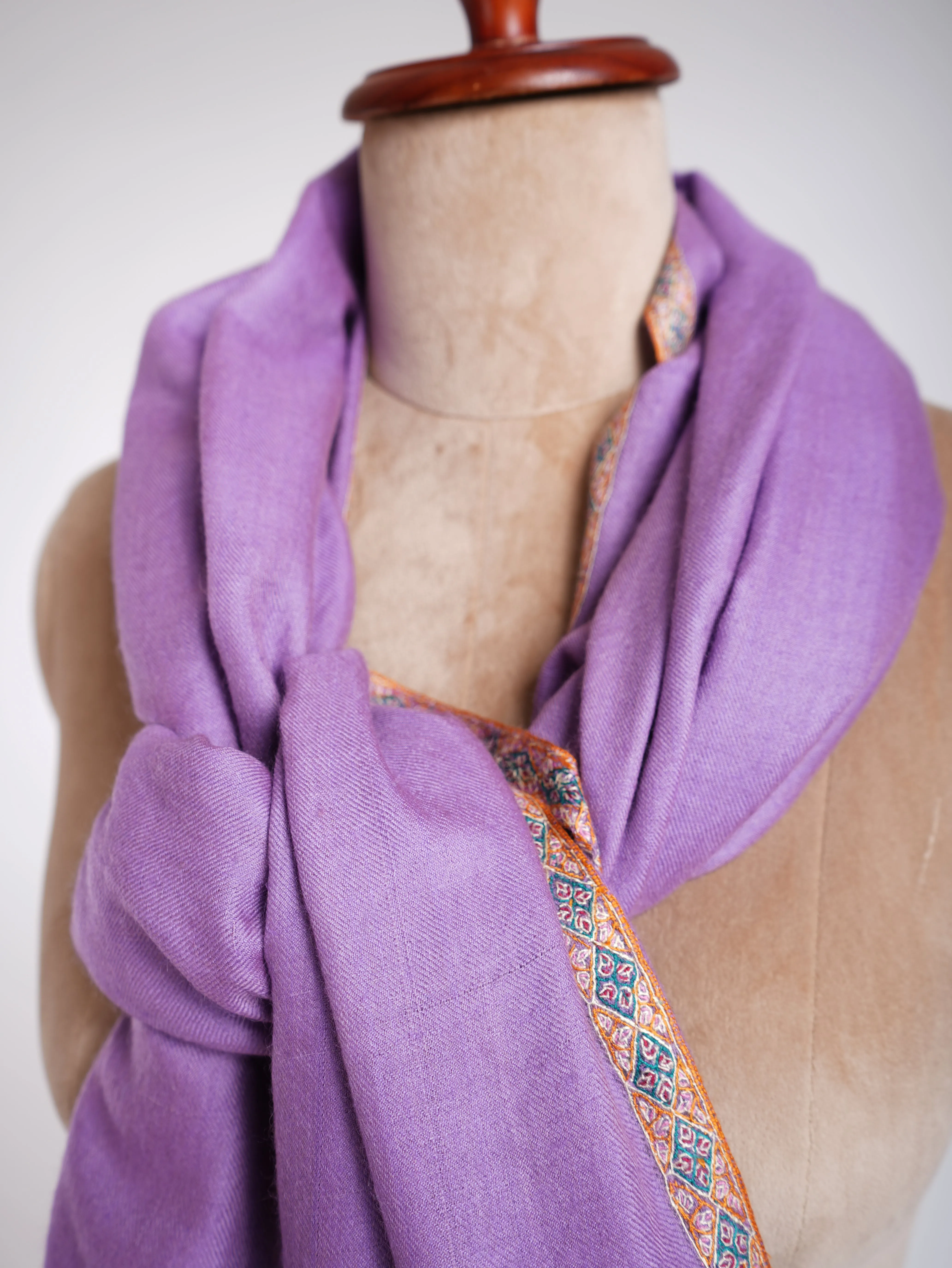 Hashidar Hand Embroidered Pashmina Shawl Lilac