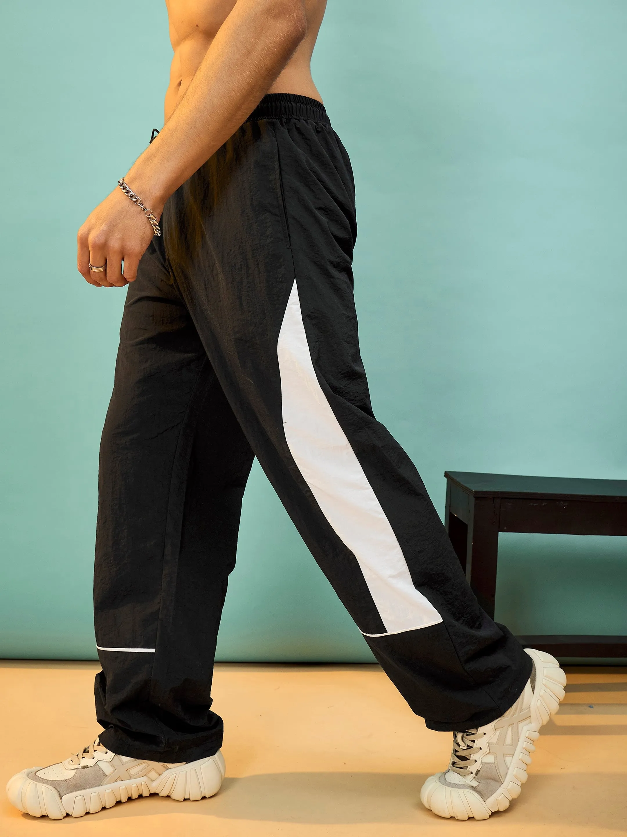 Men Black & White Colorblock Parachute Pants