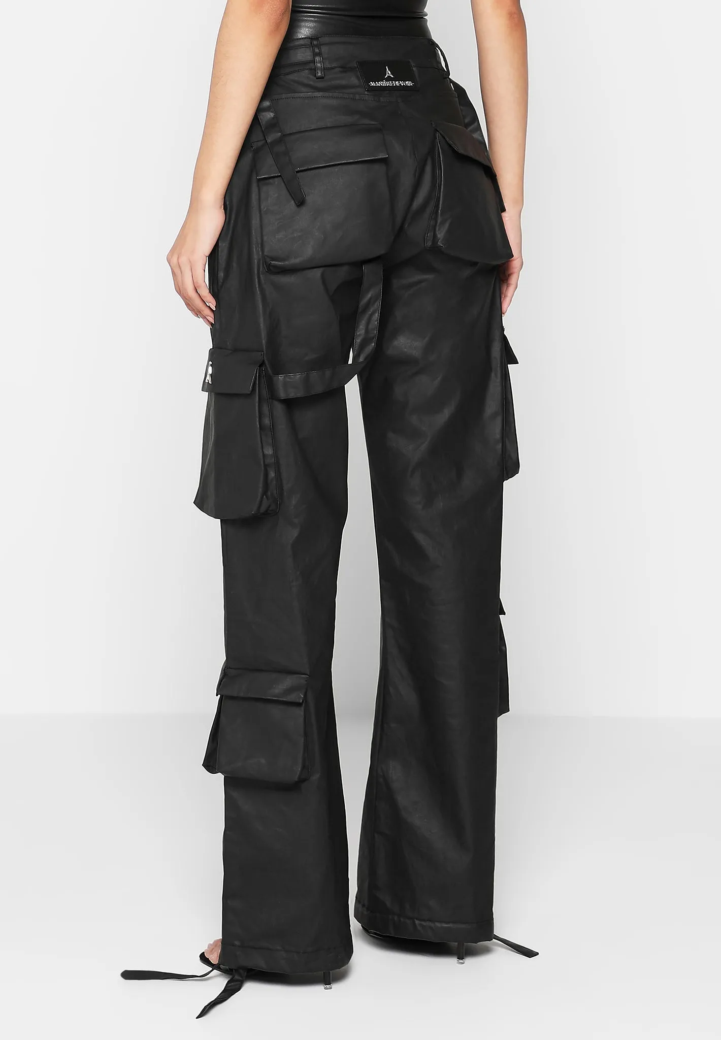 Mid Rise Waxed Cargo Pants - Black