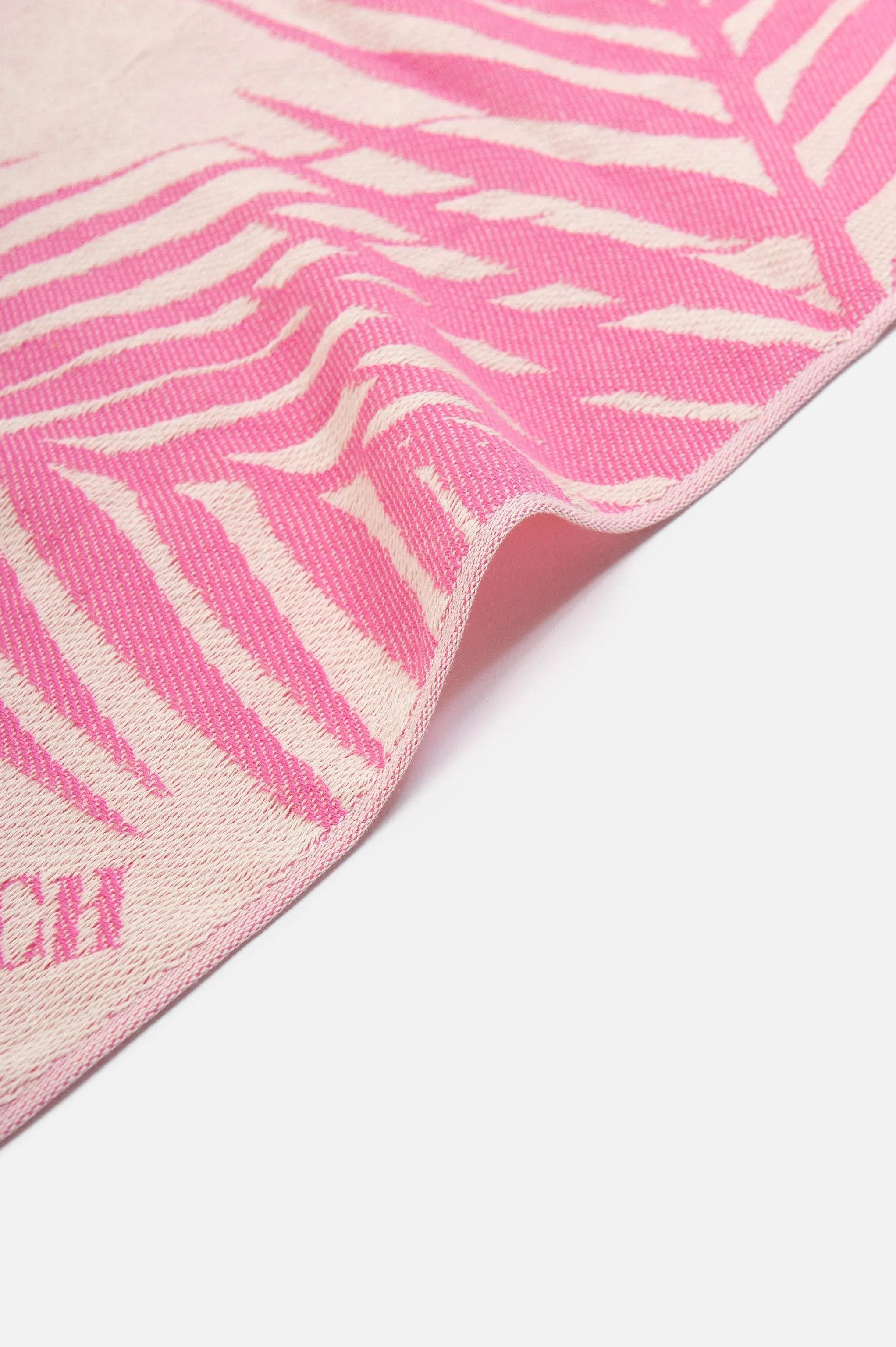 Palm Springs Bubblegum | Feather Beach Towel