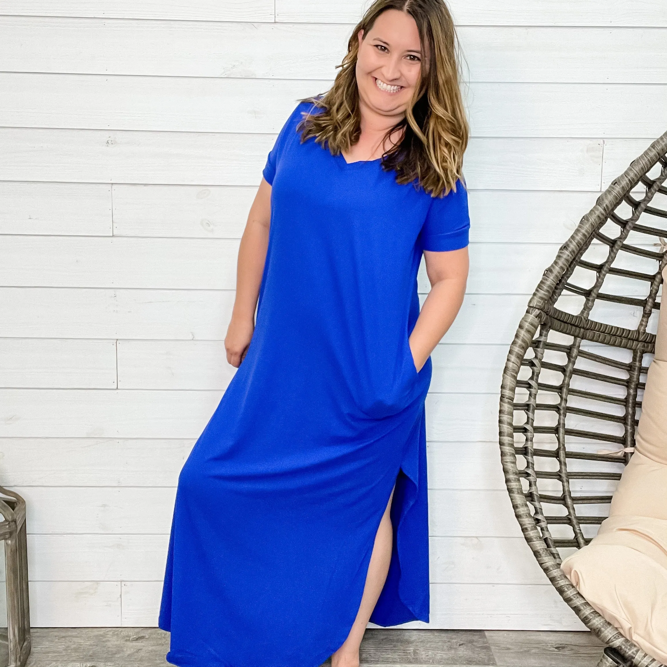 "Staycation" Short Sleeve V Neck Maxi Dress (Multiple Colors)