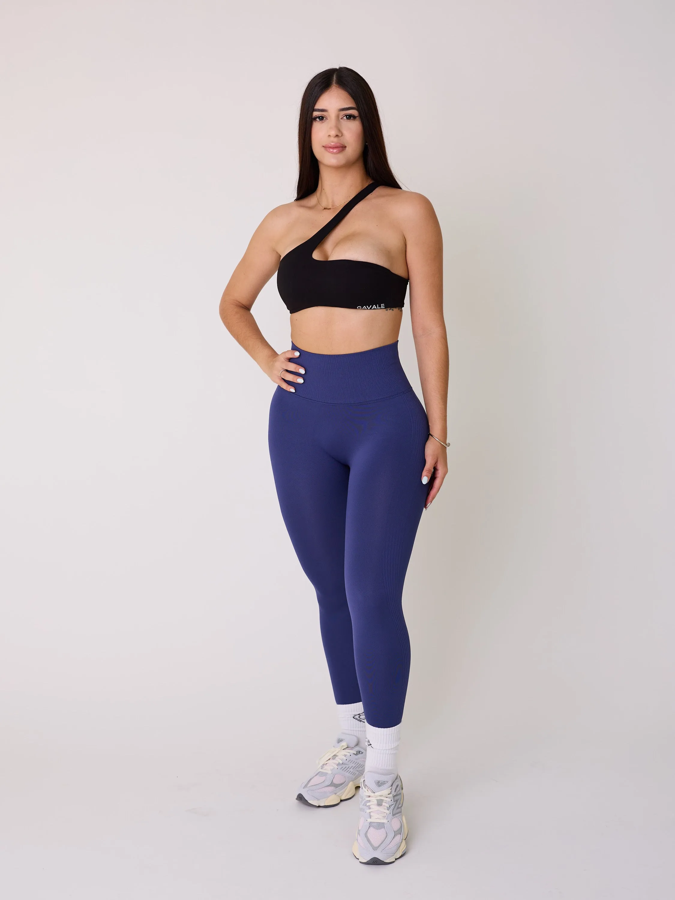 Silhouette Scrunch Leggings