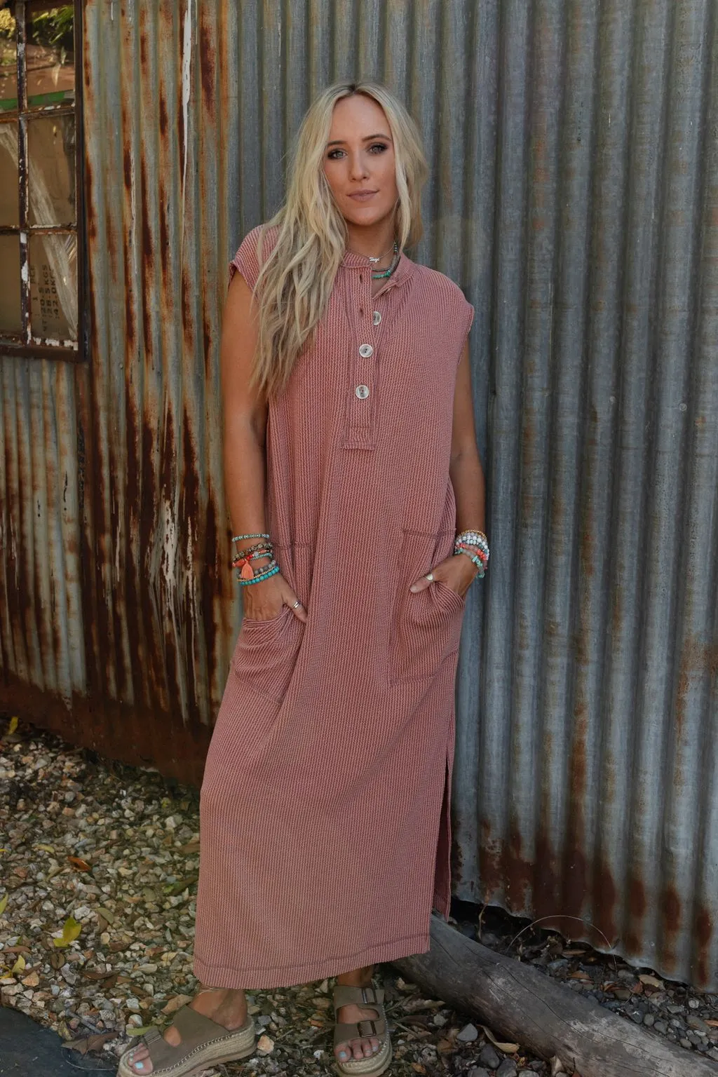 The Nest Madeline Textured Maxi Dress - Cedarwood