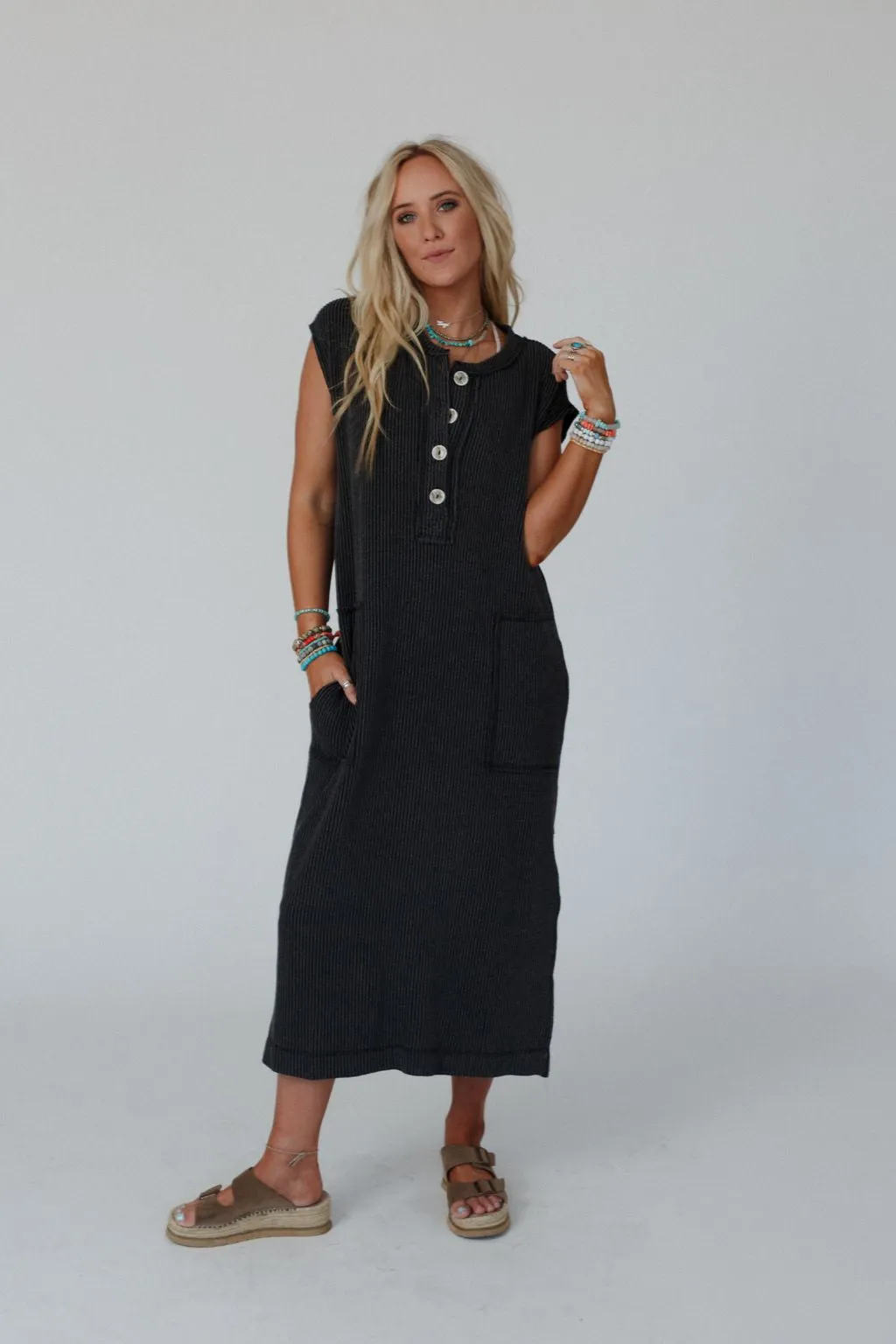 The Nest Madeline Textured Maxi Dress - Charcoal