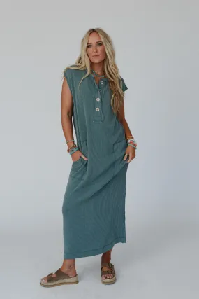 The Nest Madeline Textured Maxi Dress - Moss